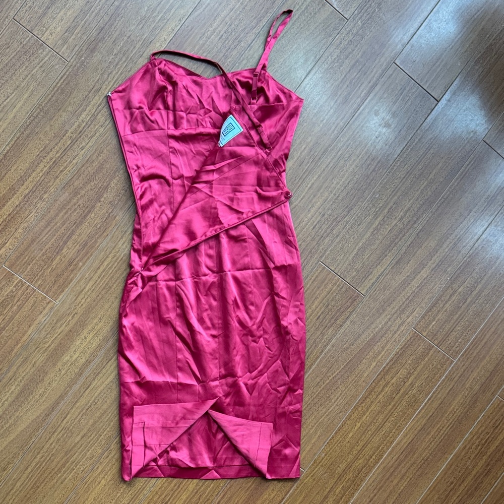 Signature by Shoedazzle  Red Silky Satin Dress size Small - Picture 5 of 5